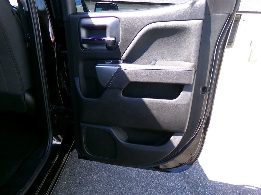 2018 Chevrolet Silverado 1500 LT - Photo 18