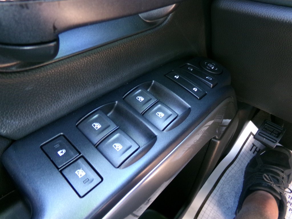 2018 Chevrolet Silverado 1500 LT - Photo 28
