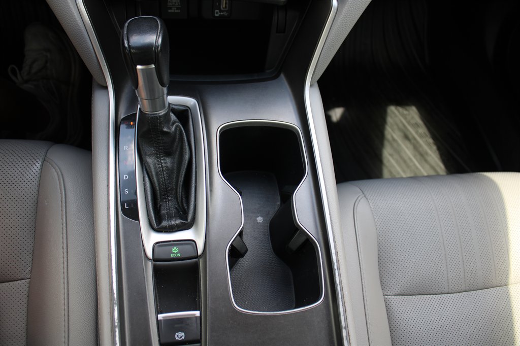 2019 Honda Accord EX-L - Photo 22