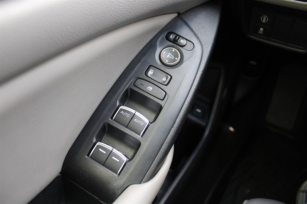 2019 Honda Accord EX-L - Photo 16