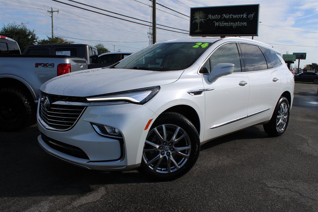 2024 Buick Enclave Premium's photo