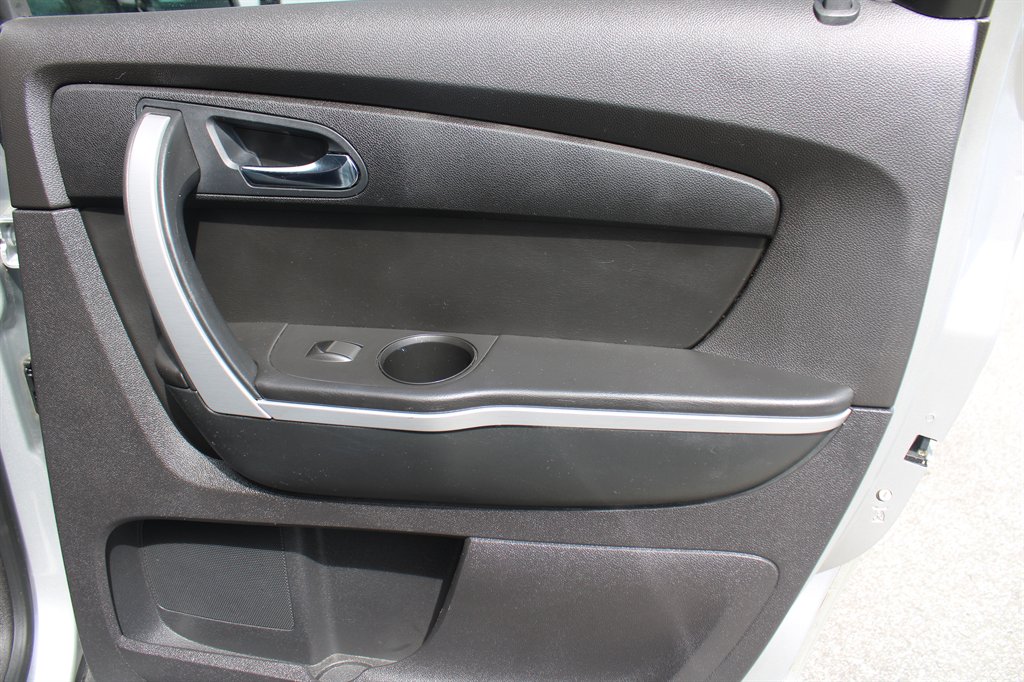 2012 GMC Acadia SLE - Photo 17