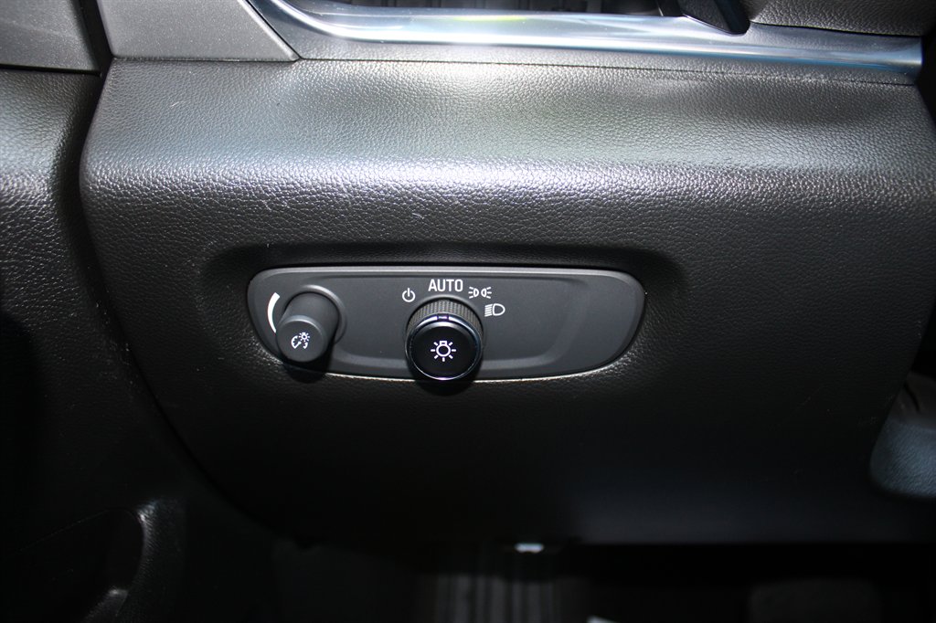 2022 Chevrolet Traverse 1LT - Photo 21