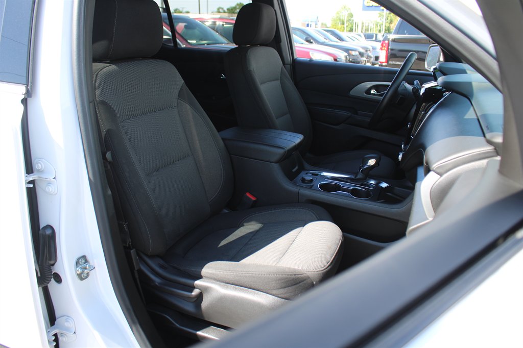 2022 Chevrolet Traverse 1LT - Photo 19