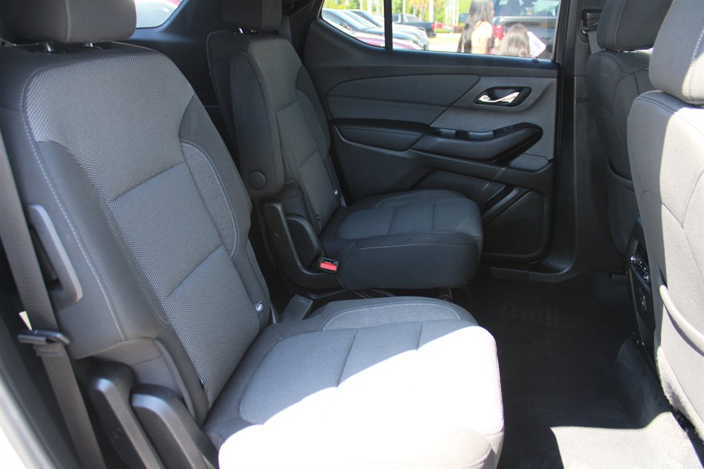 2022 Chevrolet Traverse 1LT - Photo 17