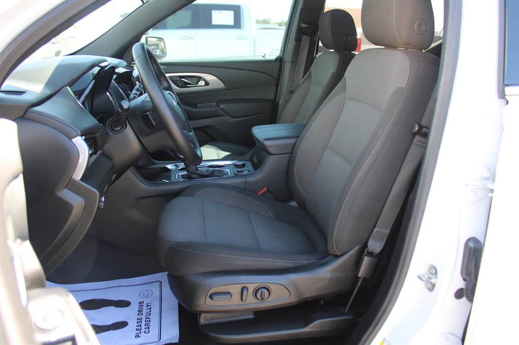 2022 Chevrolet Traverse 1LT - Photo 12